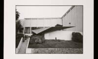 “La Jolla ’87”, Museum of Contemporary Art San Diego - photographic_print (Box 13 Folder 2 Unit 43) Credits Associazione Archivio Mauro Staccioli / Bibliotheca Hertziana – Max-Planck-Institut für Kunstgeschichte, Roma. Foto di Bob Tyson.